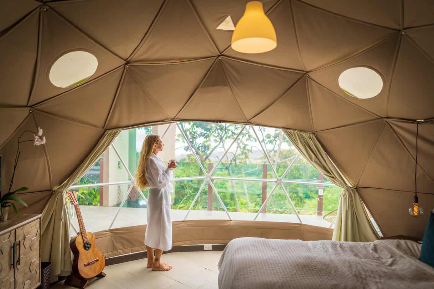 Interior de pod tipo domo